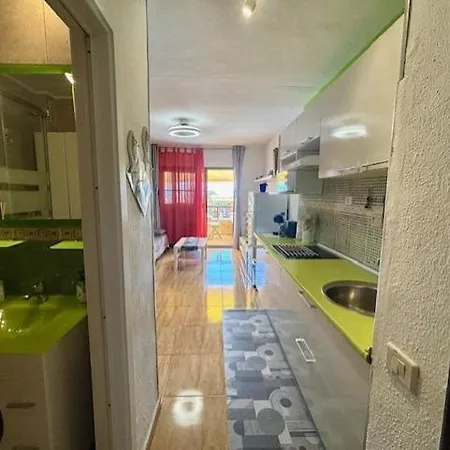 La Paloma Apartment *
